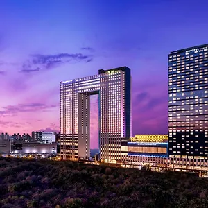 Отель Ibis Styles Ambassador Yongsan